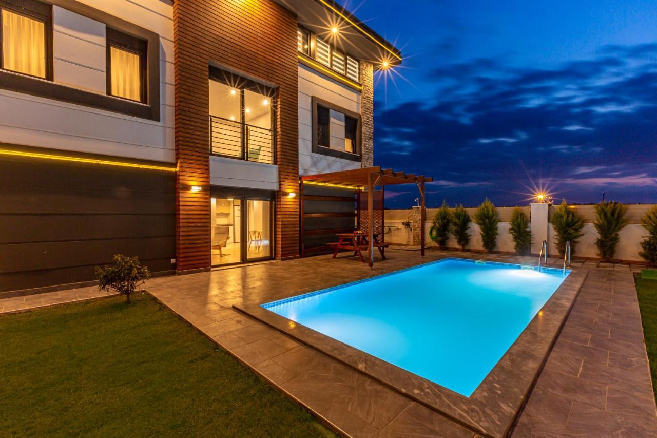 Palm Private Villas Belek Luaran gambar