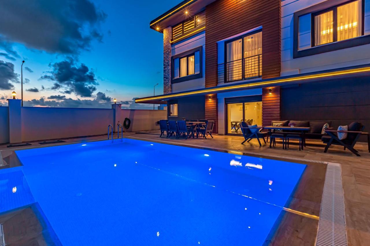 Palm Private Villas Belek Luaran gambar